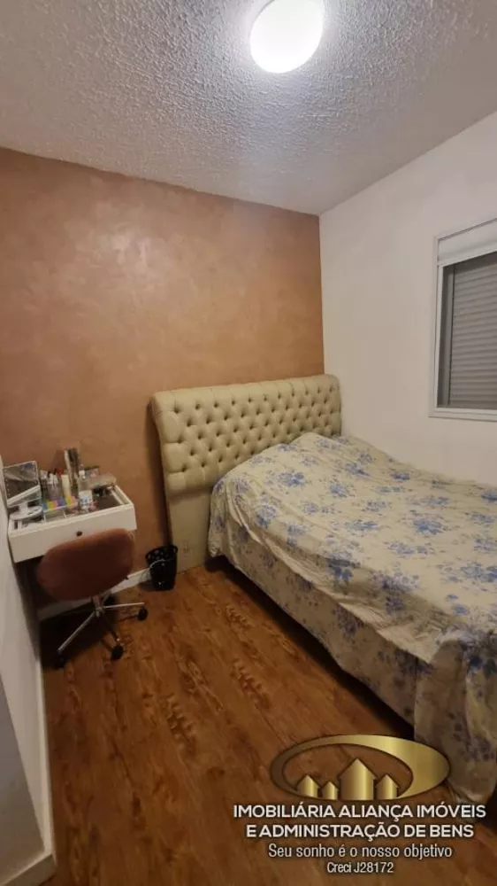 Apartamento para alugar com 3 quartos, 77m² - Foto 5