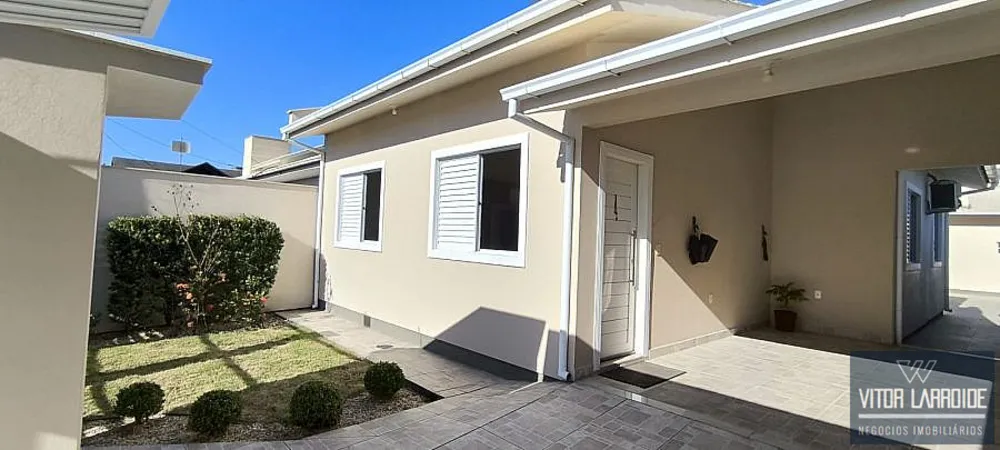 Casa, 3 quartos, 132 m² - Foto 1