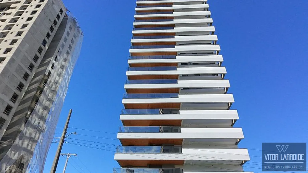 Apartamento, 3 quartos, 262 m² - Foto 2