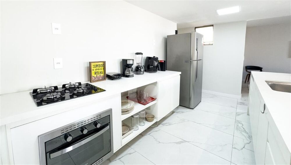 Cobertura à venda com 3 quartos, 240m² - Foto 10