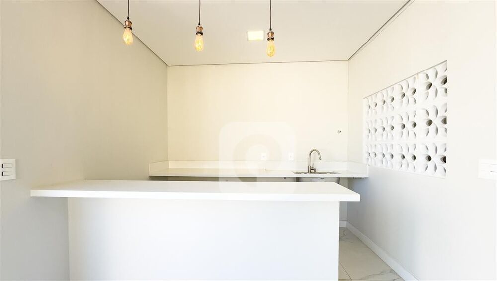 Cobertura à venda com 3 quartos, 240m² - Foto 14