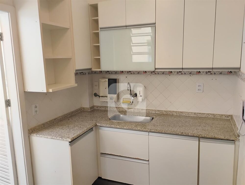 Apartamento à venda com 2 quartos, 70m² - Foto 13