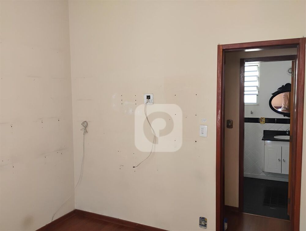 Apartamento à venda com 2 quartos, 70m² - Foto 9