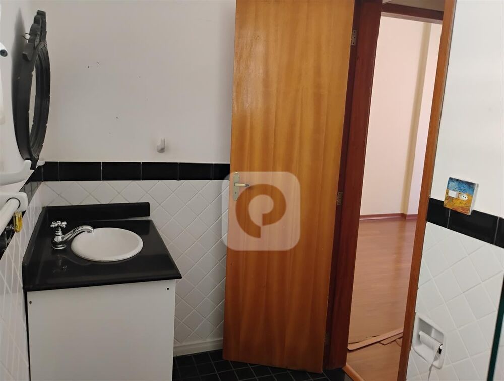 Apartamento à venda com 2 quartos, 70m² - Foto 12