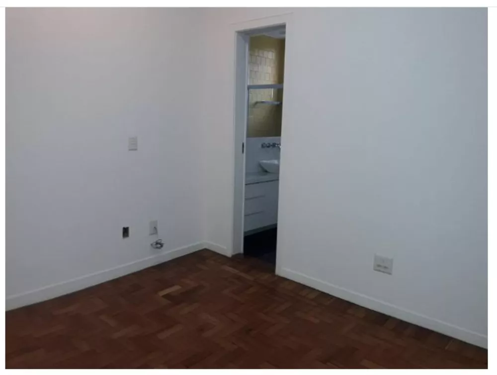 Apartamento à venda com 3 quartos, 140m² - Foto 9