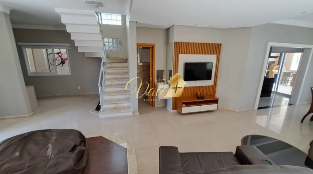 Casa, 3 quartos, 248 m² - Foto 1