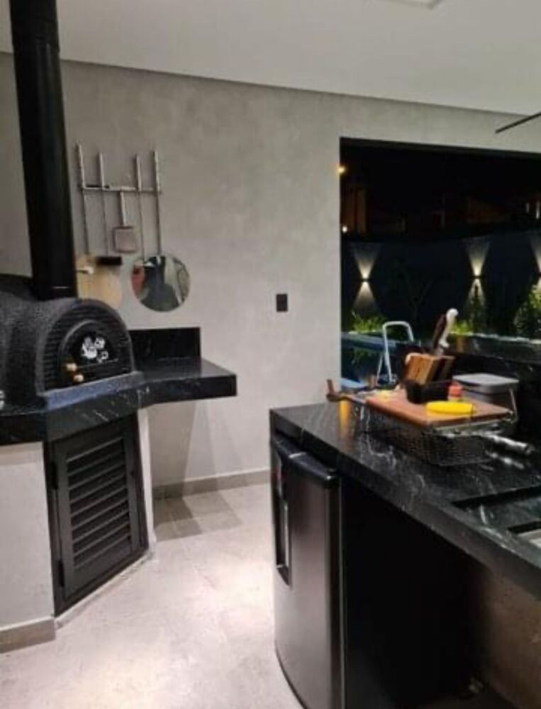 Casa, 3 quartos, 285 m² - Foto 1