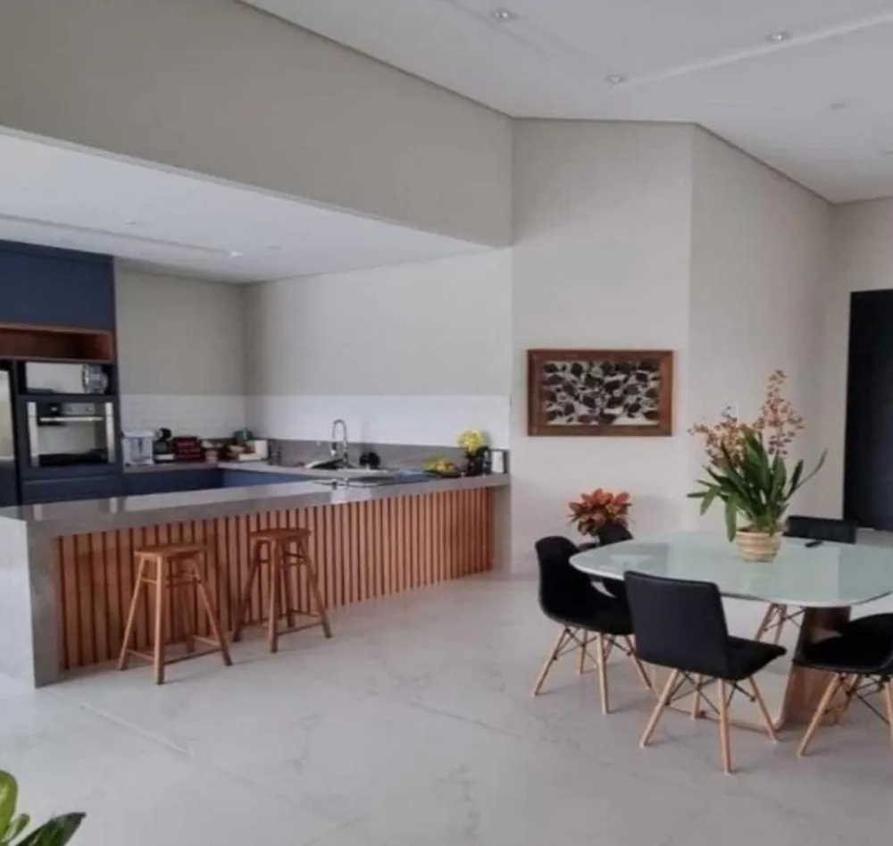 Casa, 3 quartos, 285 m² - Foto 4