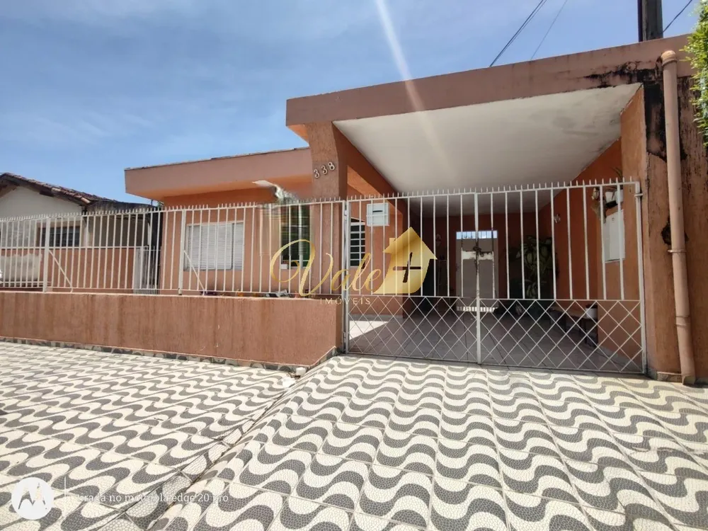 Casa, 4 quartos, 135 m² - Foto 1