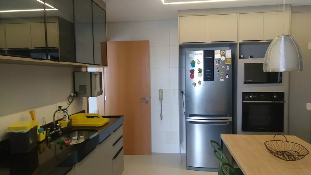 Apartamento à venda com 3 quartos, 147m² - Foto 7