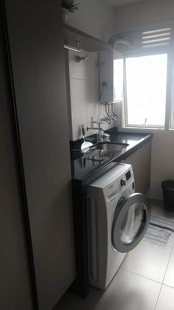 Apartamento à venda com 3 quartos, 147m² - Foto 4