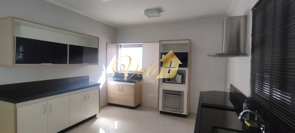 Casa, 4 quartos, 250 m² - Foto 9