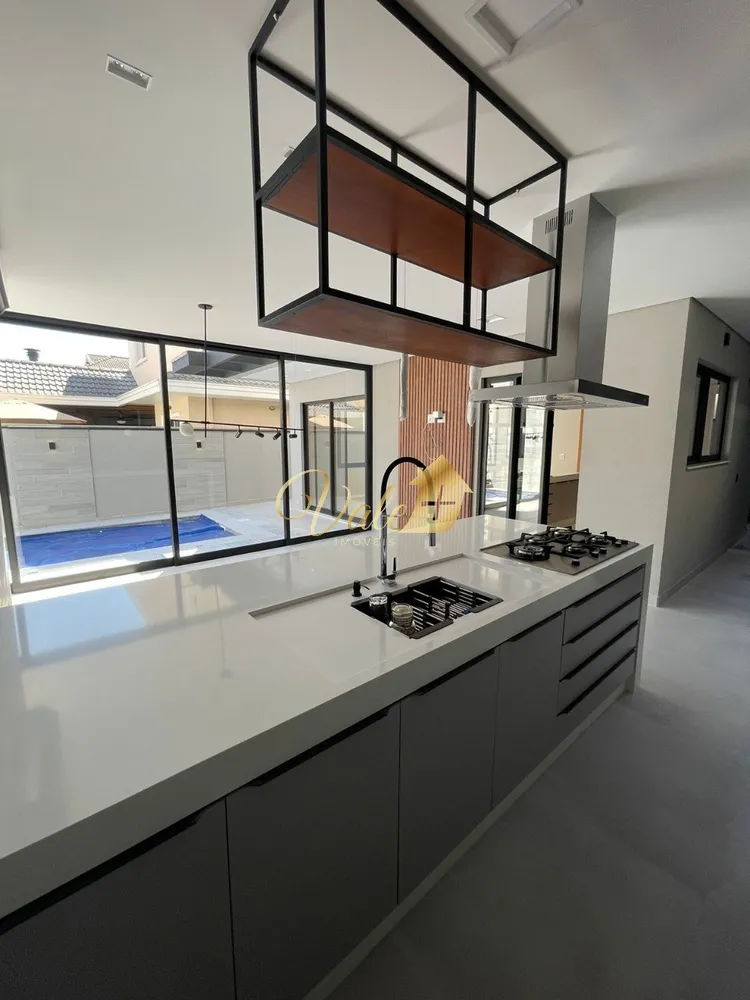 Casa, 4 quartos, 270 m² - Foto 15