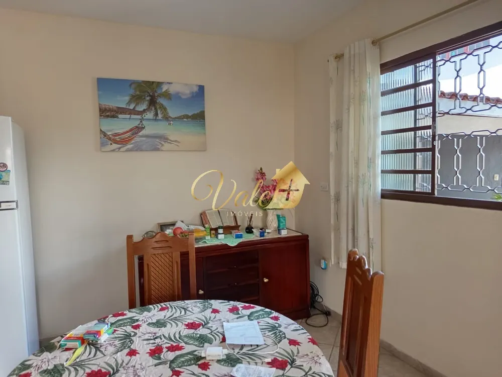 Casa, 3 quartos, 240 m² - Foto 13