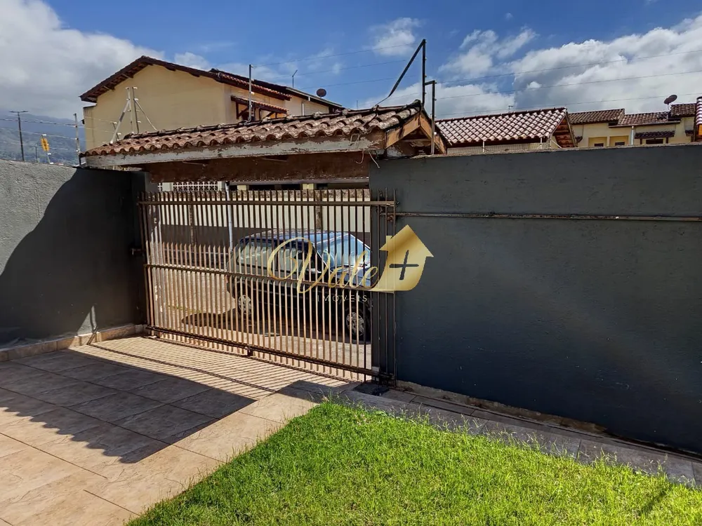 Casa, 3 quartos, 240 m² - Foto 1
