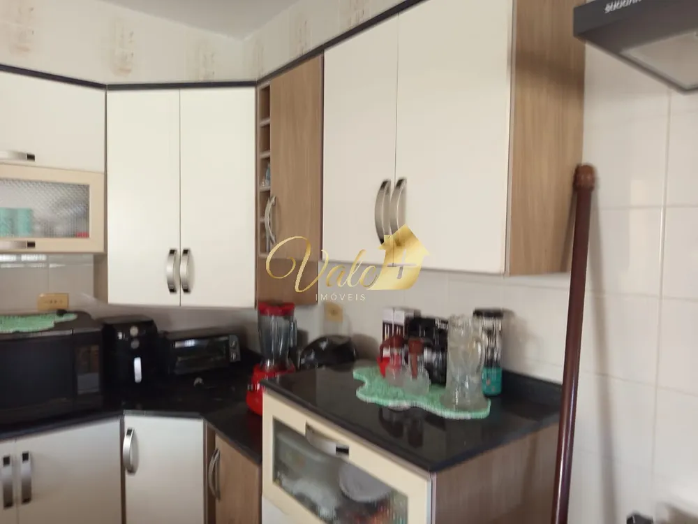 Casa, 3 quartos, 240 m² - Foto 10