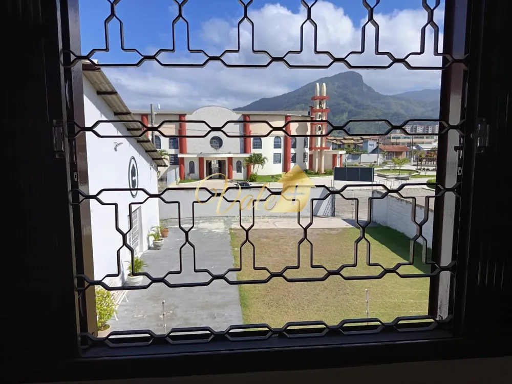Casa, 3 quartos, 240 m² - Foto 12