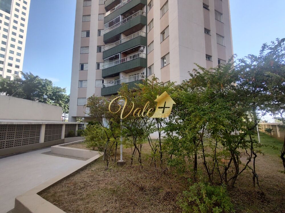 Apartamento à venda com 3 quartos, 109m² - Foto 1