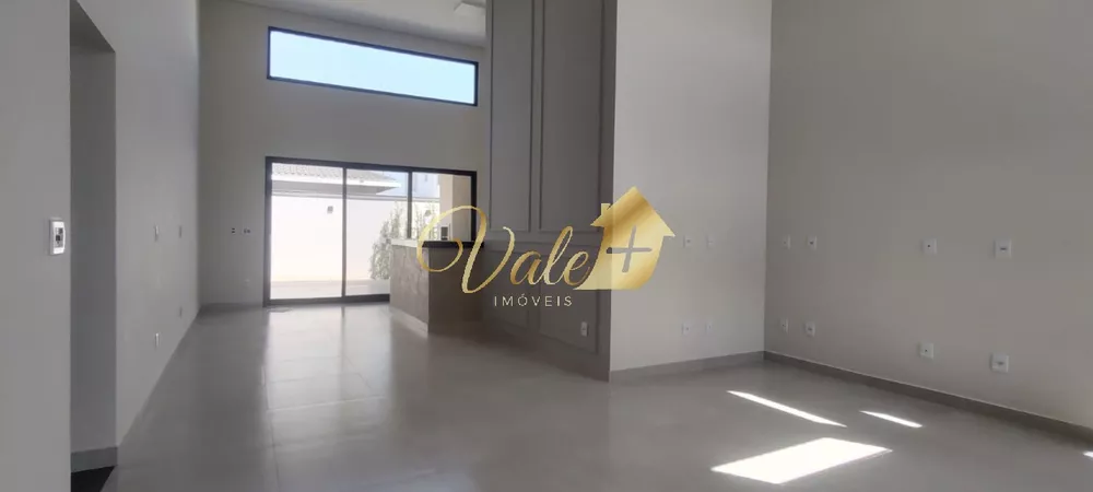 Casa à venda com 3 quartos, 156m² - Foto 2