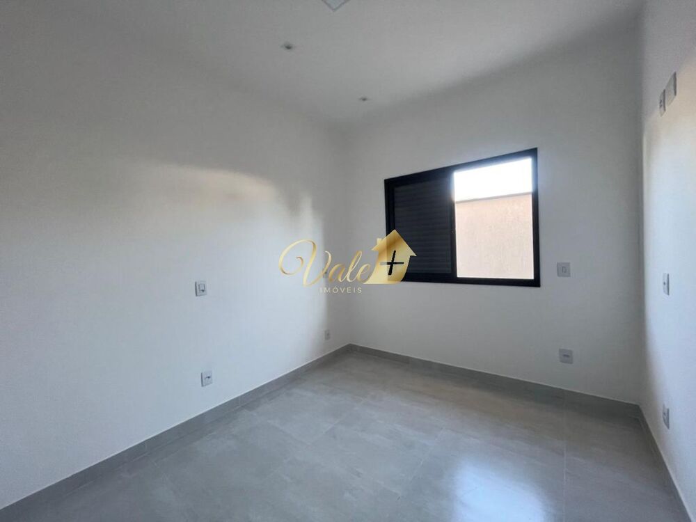 Casa à venda com 3 quartos, 150m² - Foto 4