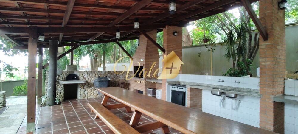 Apartamento à venda com 5 quartos, 240m² - Foto 3