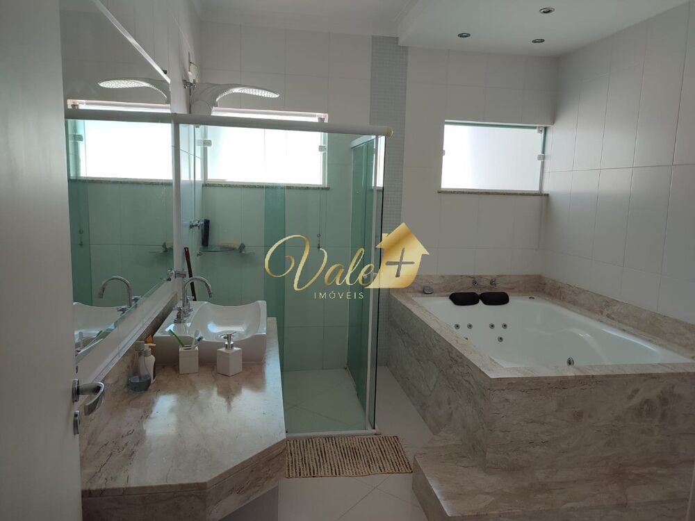 Casa à venda com 3 quartos, 281m² - Foto 2