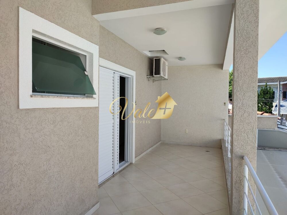 Casa à venda com 3 quartos, 281m² - Foto 3