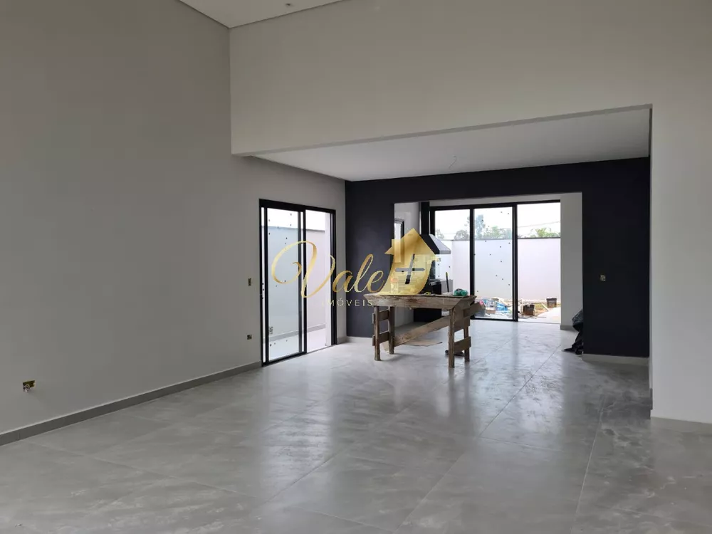 Casa à venda com 3 quartos, 150m² - Foto 4