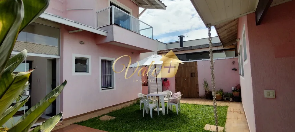 Casa, 4 quartos, 200 m² - Foto 1