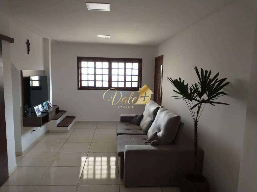 Casa à venda com 2 quartos, 80m² - Foto 4