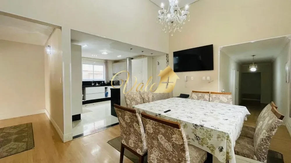 Casa, 3 quartos, 250 m² - Foto 1