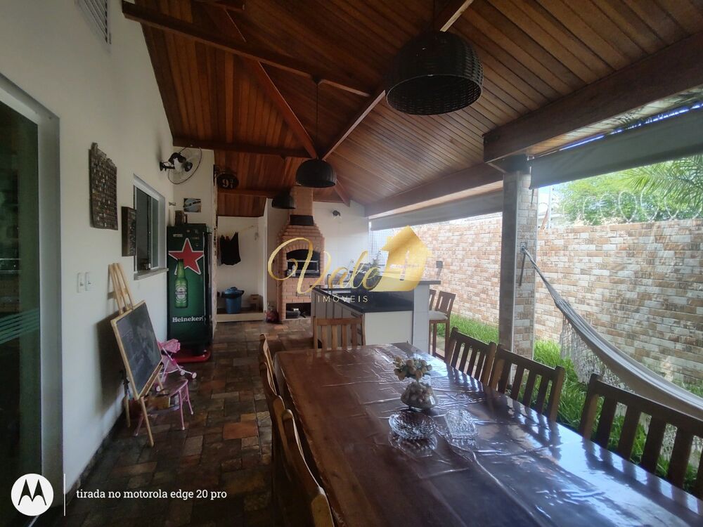 Casa, 3 quartos, 189 m² - Foto 4