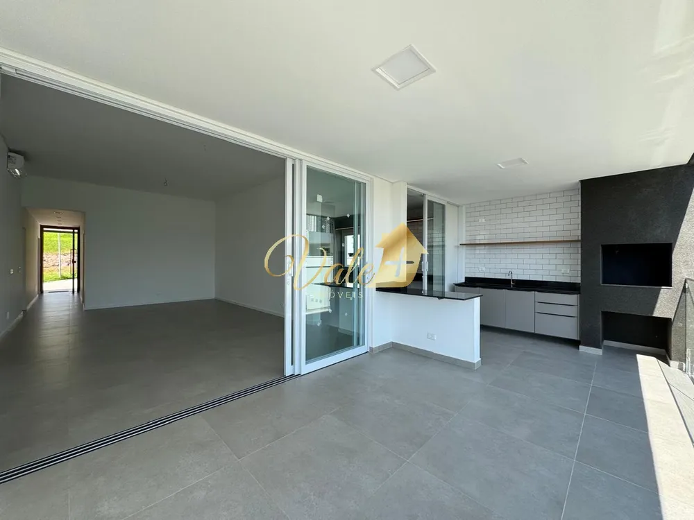 Casa, 3 quartos, 263 m² - Foto 5