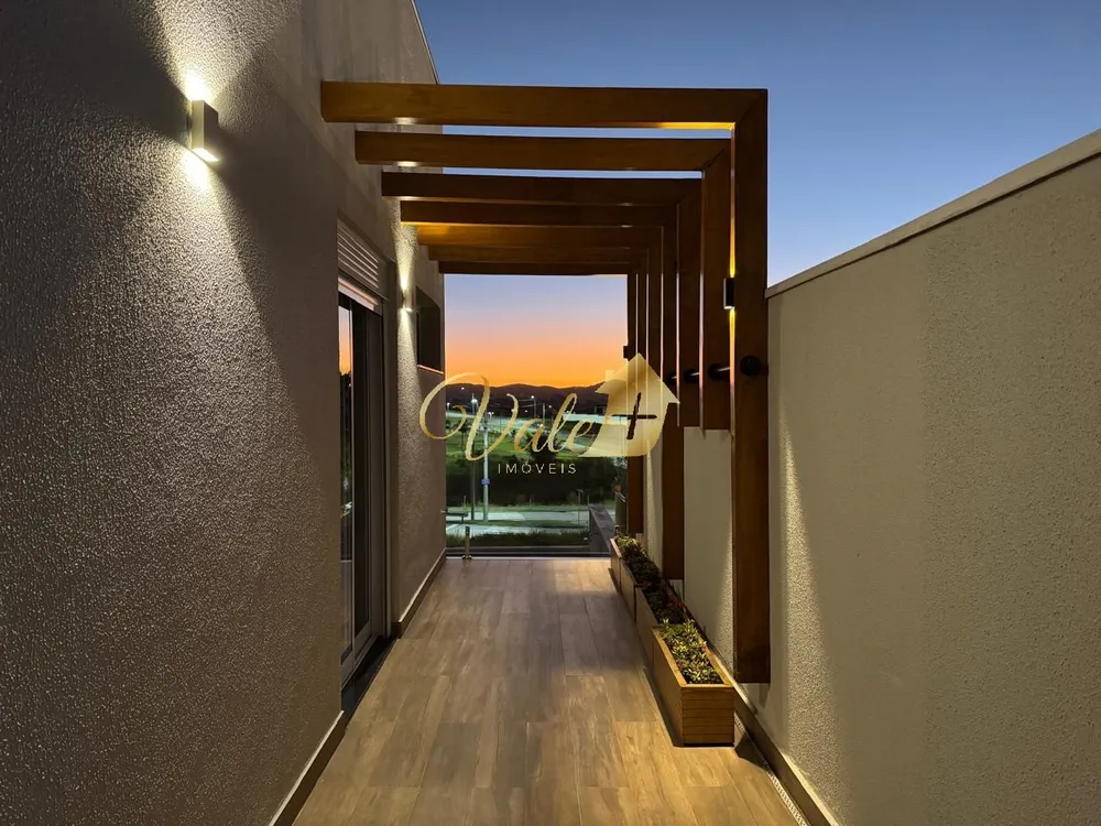Casa, 3 quartos, 263 m² - Foto 1