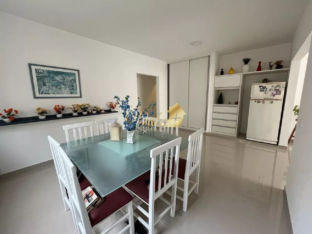 Casa à venda com 4 quartos, 330m² - Foto 3