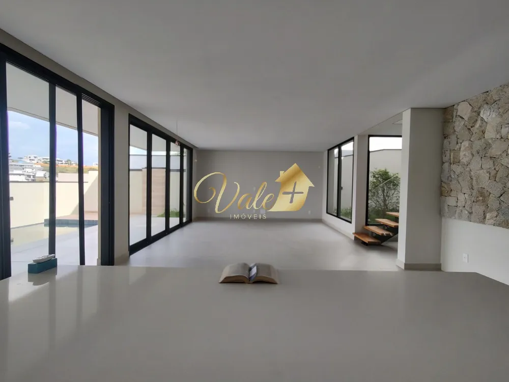 Casa, 4 quartos, 302 m² - Foto 1