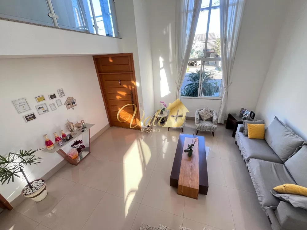 Casa à venda com 3 quartos, 288m² - Foto 3