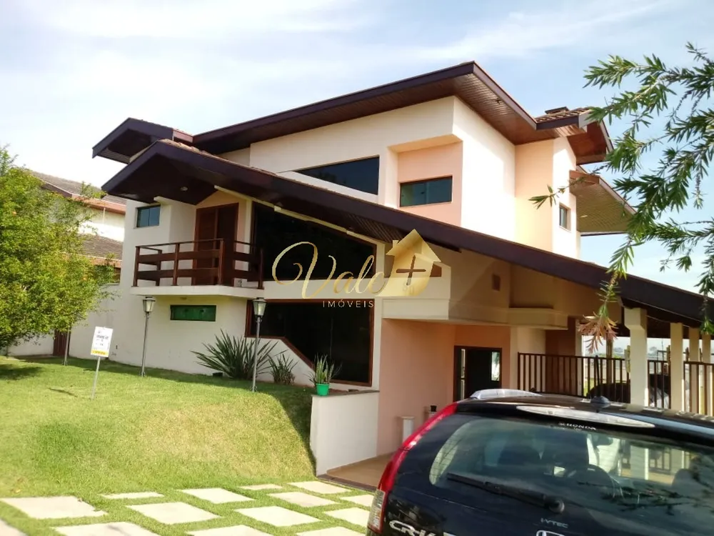 Casa, 3 quartos, 303 m² - Foto 1