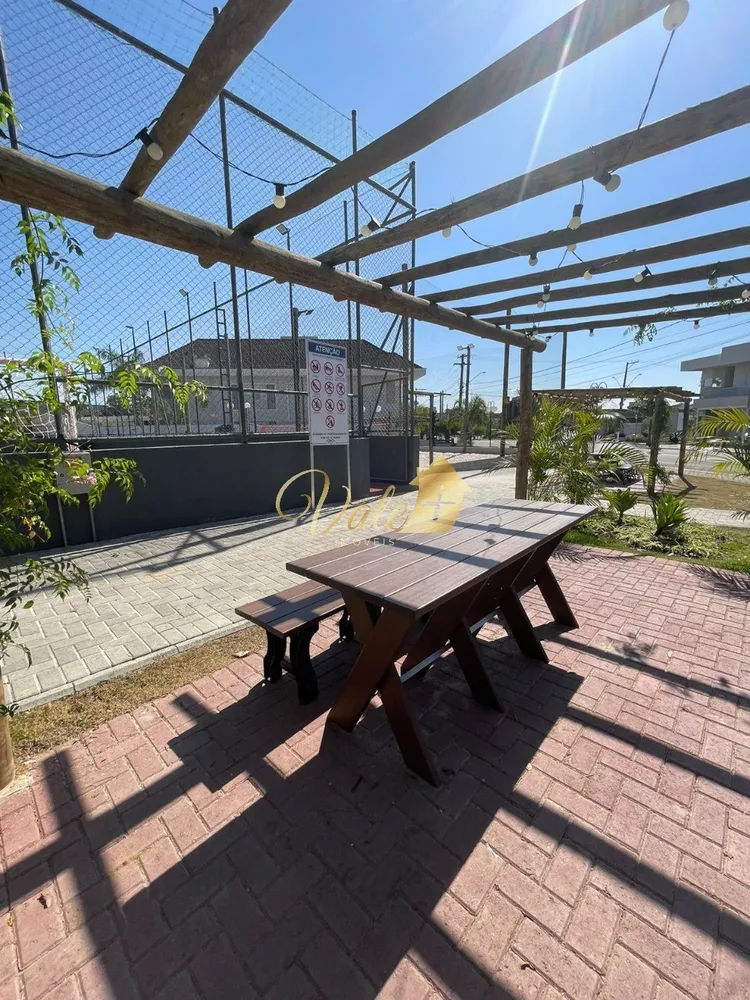 Casa, 3 quartos, 214 m² - Foto 6