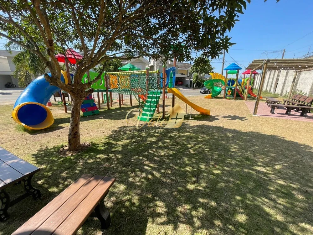Casa, 3 quartos, 214 m² - Foto 4
