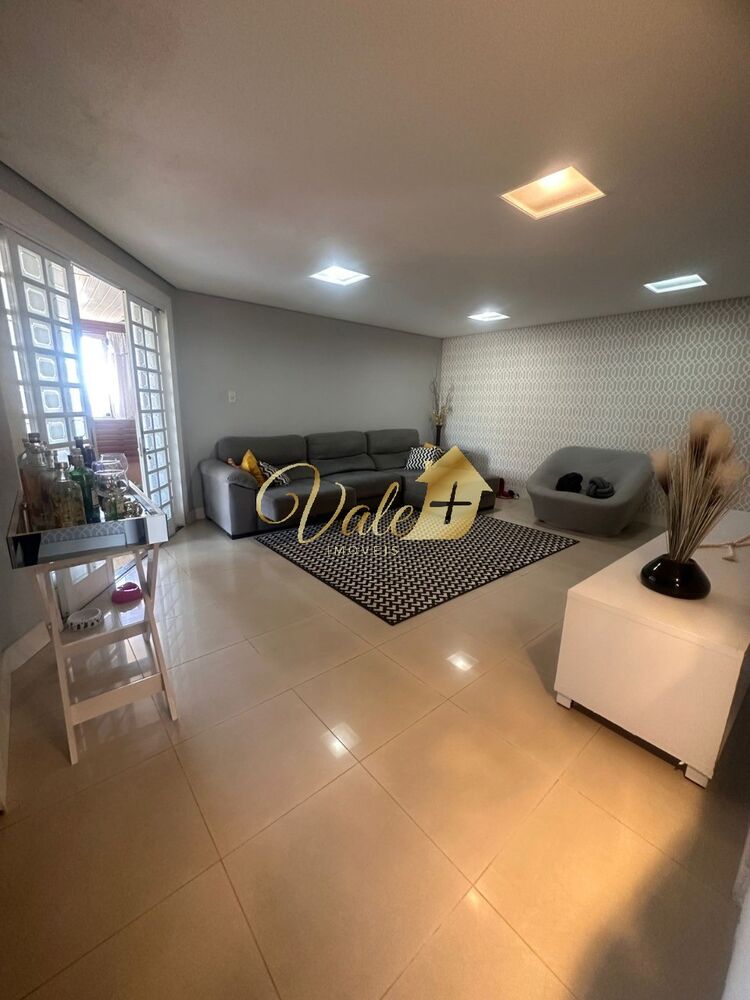 Cobertura à venda com 4 quartos, 218m² - Foto 1