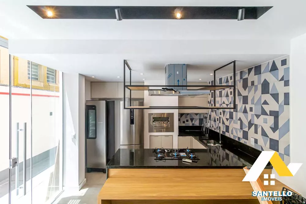 Cobertura, 3 quartos, 237 m² - Foto 2