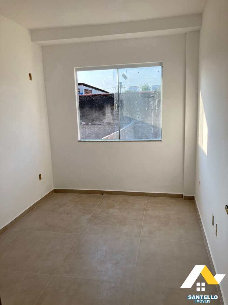 Casa à venda com 2 quartos, 60m² - Foto 5