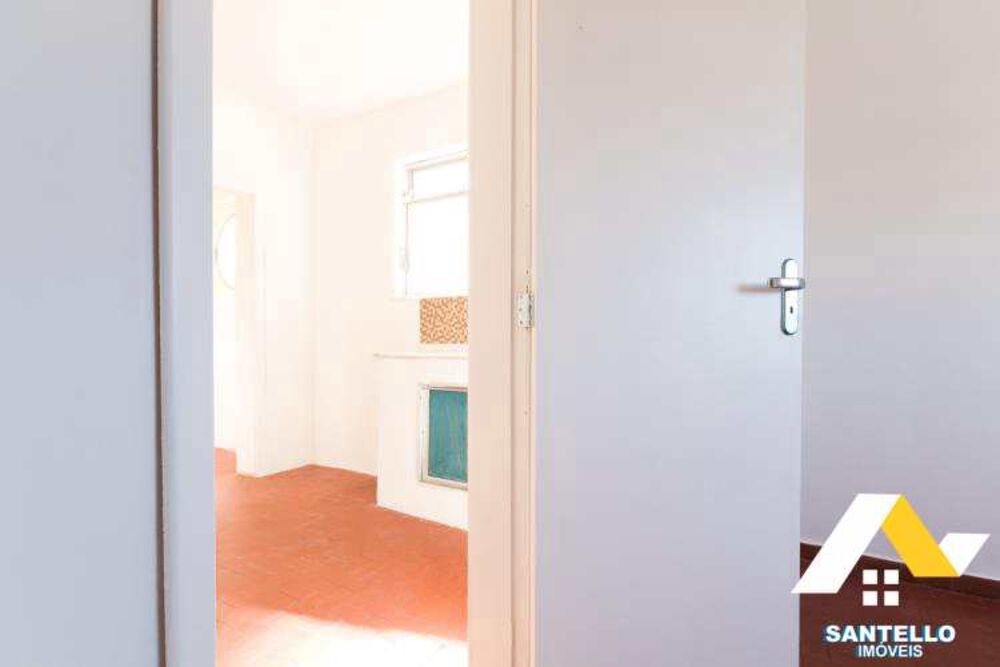 Casa à venda com 3 quartos, 130m² - Foto 3