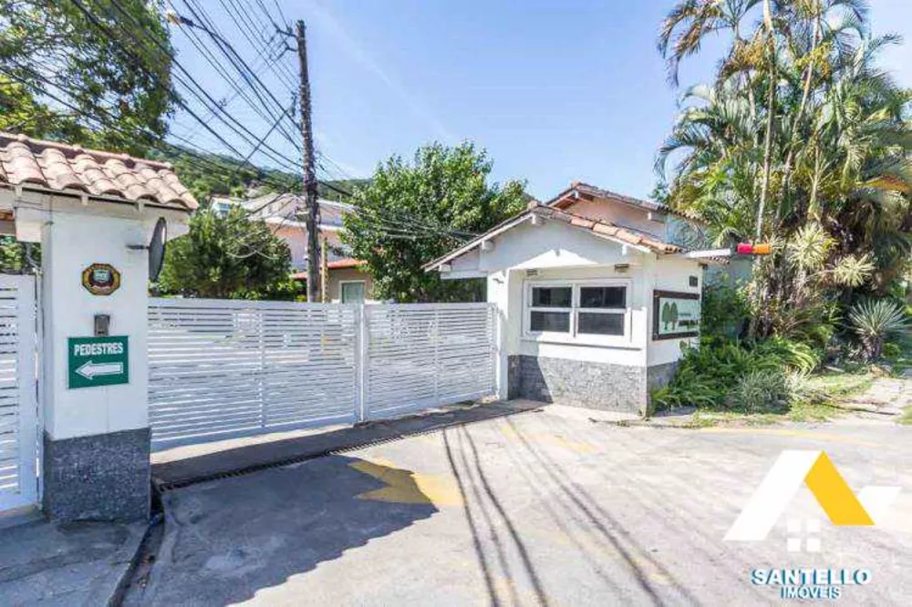 Casa, 3 quartos, 266 m² - Foto 35