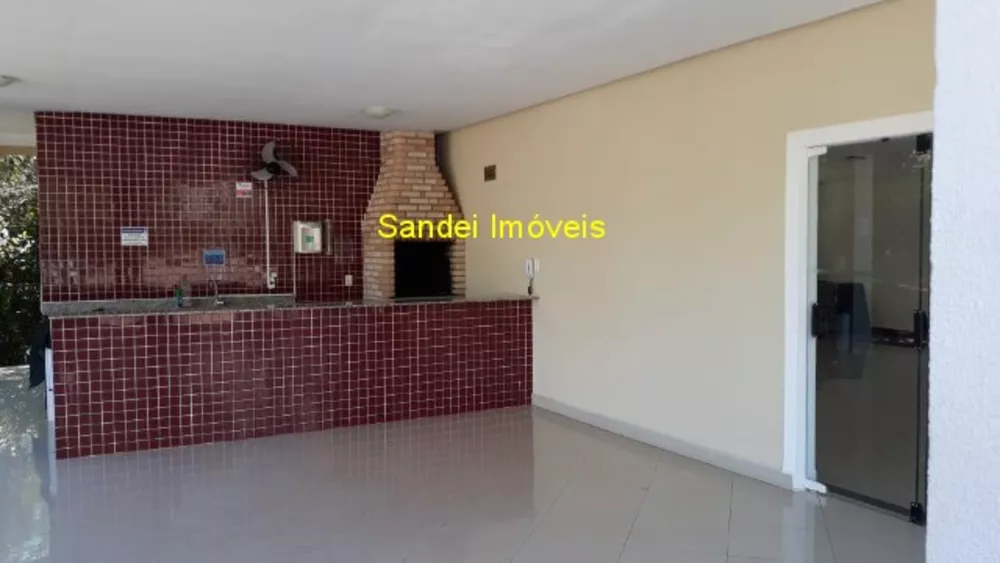 Apartamento para alugar com 2 quartos, 42m² - Foto 3