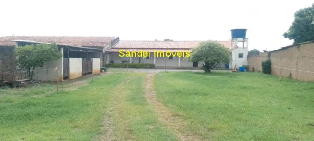 Chácara, 3 quartos, 1000 m² - Foto 4