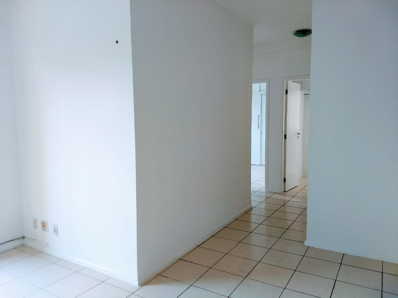 Apartamento à venda com 3 quartos, 76m² - Foto 14