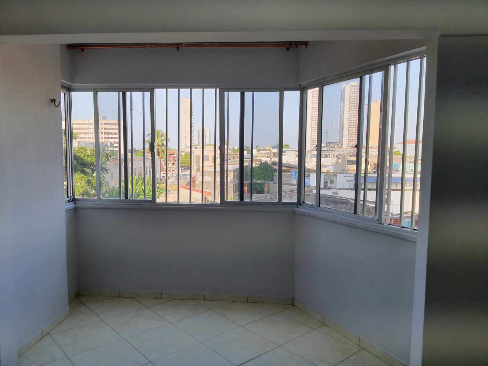 Apartamento à venda com 2 quartos, 80m² - Foto 5