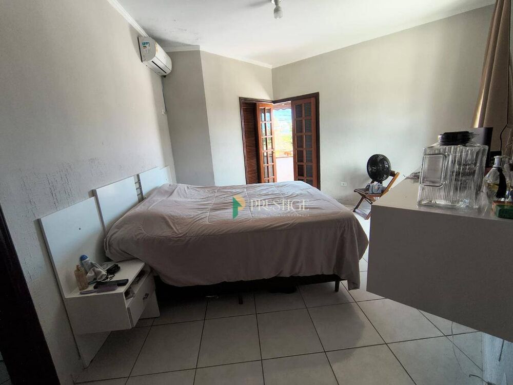 Sobrado, 3 quartos, 230 m² - Foto 2